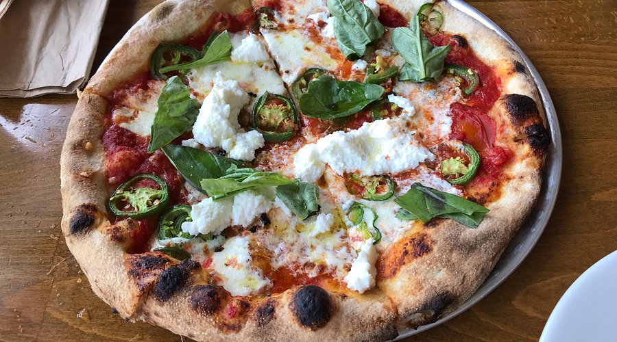 Authentic Neapolitan pizza tradition in Naples